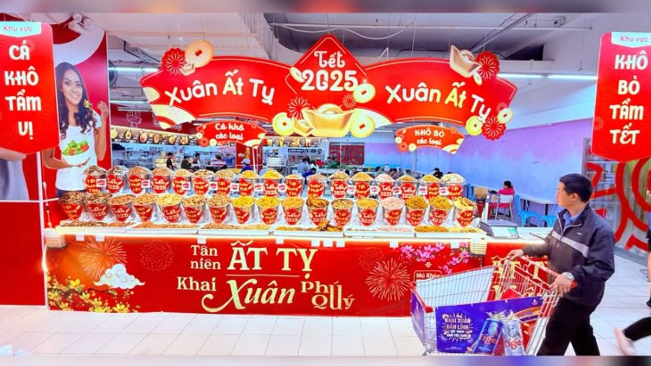Cách bố trí gian hàng tết ấn tượng (Nguồn ảnh_ Zozonail DaNang)